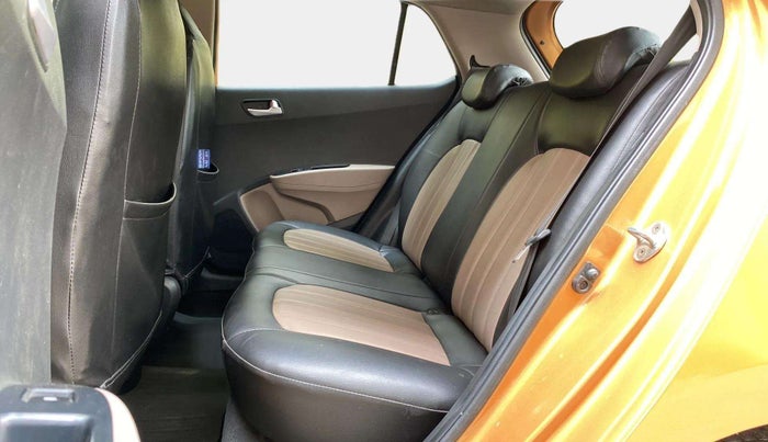 2016 Hyundai Grand i10 ASTA (O) 1.2 KAPPA VTVT, Petrol, Manual, 63,148 km, Right Side Rear Door Cabin