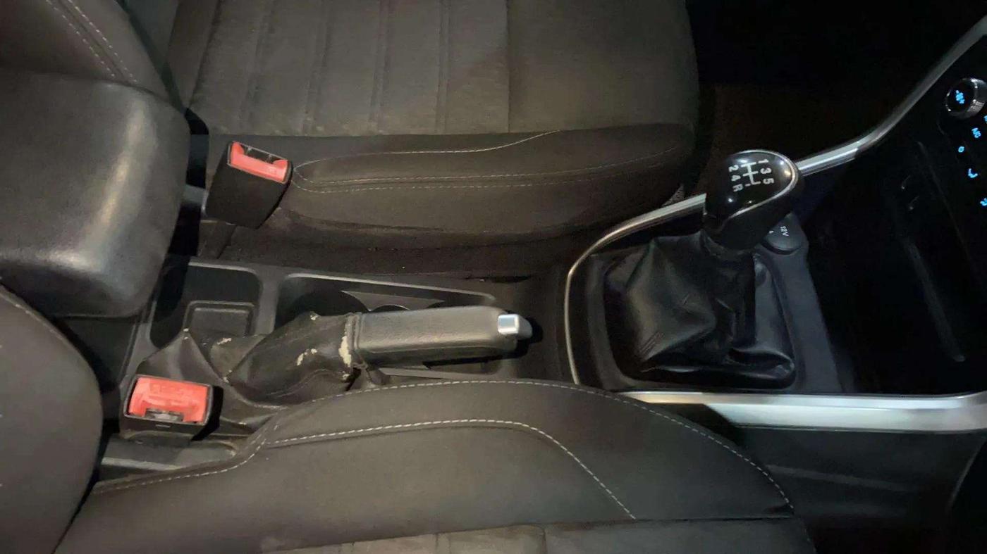 2018 Ford Ecosport TITANIUM 1.5L PETROL, Petrol, Manual, 42,750 km, Gear Lever