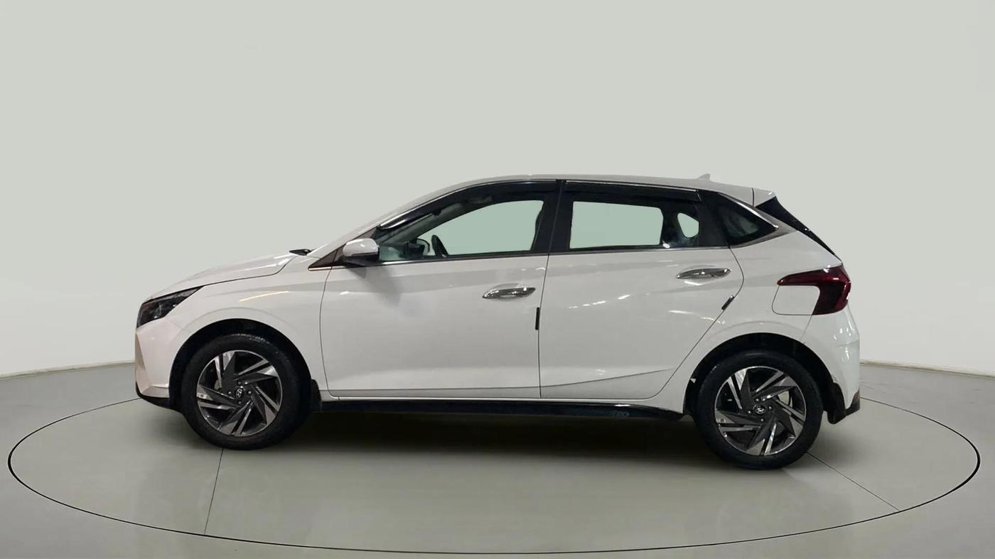 2023 Hyundai NEW I20 ASTA (O) 1.2 MT, Petrol, Manual, 29,636 km, Left Side