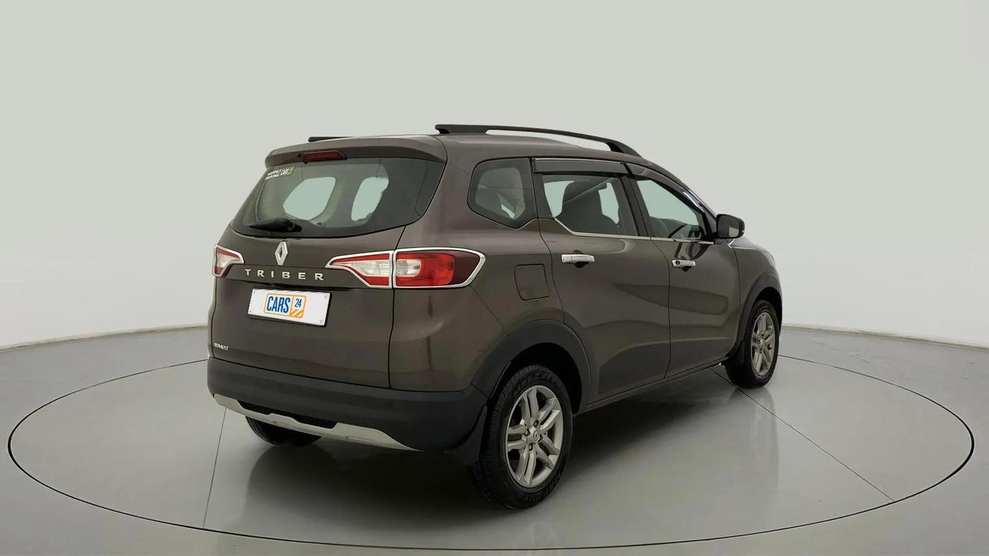 2022 Renault TRIBER RXZ, Petrol, Manual, 19,341 km, Right Back Diagonal