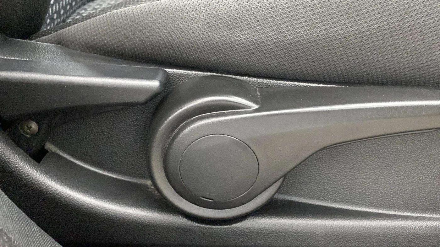 2018 Tata NEXON XZ PLUS PETROL, Petrol, Manual, 20,839 km, Driver Side Adjustment Panel