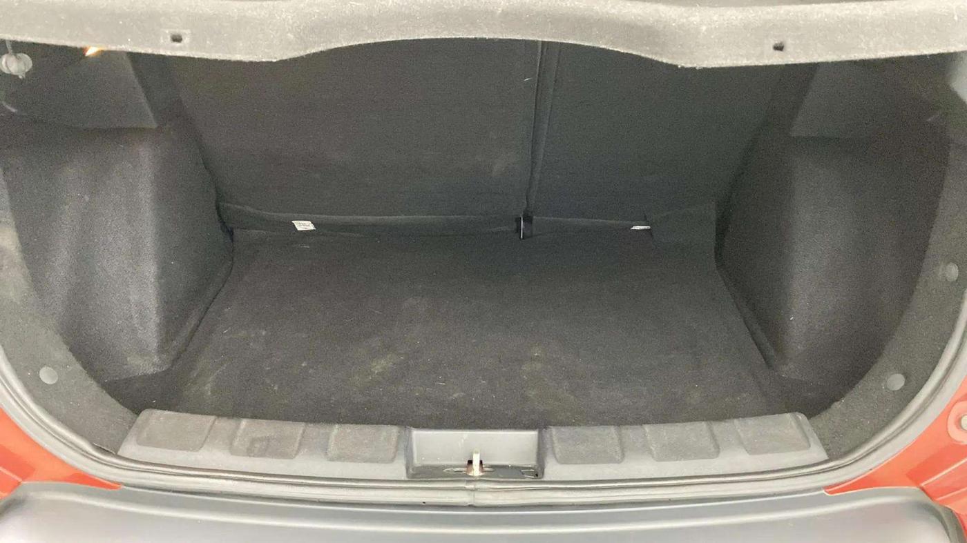 2018 Tata NEXON XZ PLUS PETROL, Petrol, Manual, 20,839 km, Boot Inside