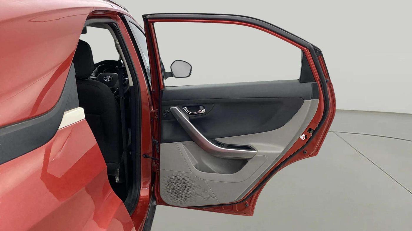 2018 Tata NEXON XZ PLUS PETROL, Petrol, Manual, 20,839 km, RHS Rear Door