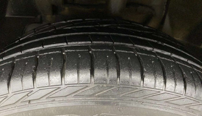 2018 Tata NEXON XZ PLUS PETROL, Petrol, Manual, 20,839 km, Left Front Tyre Tread