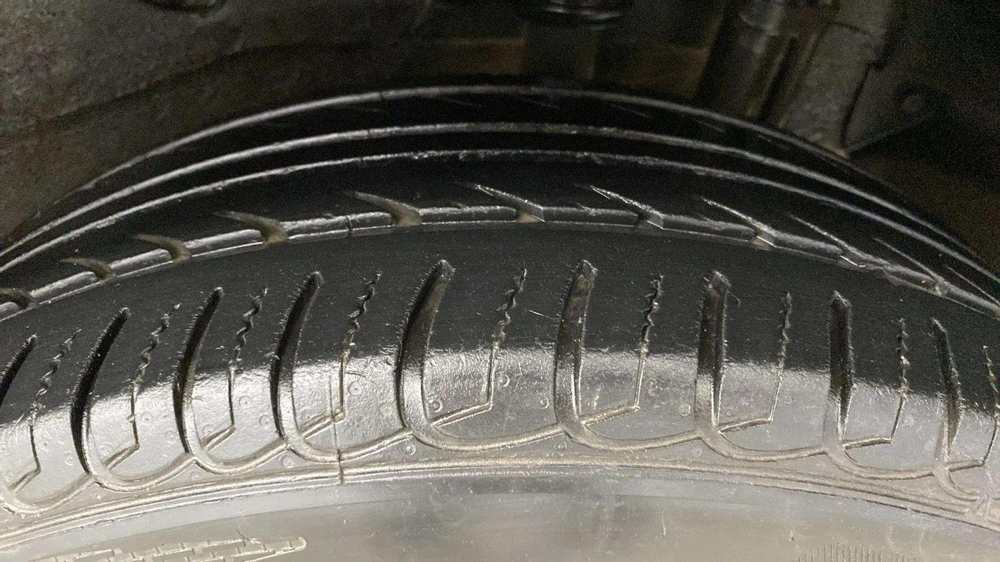 2018 Tata NEXON XZ PLUS PETROL, Petrol, Manual, 20,839 km, Left Rear Tyre Tread