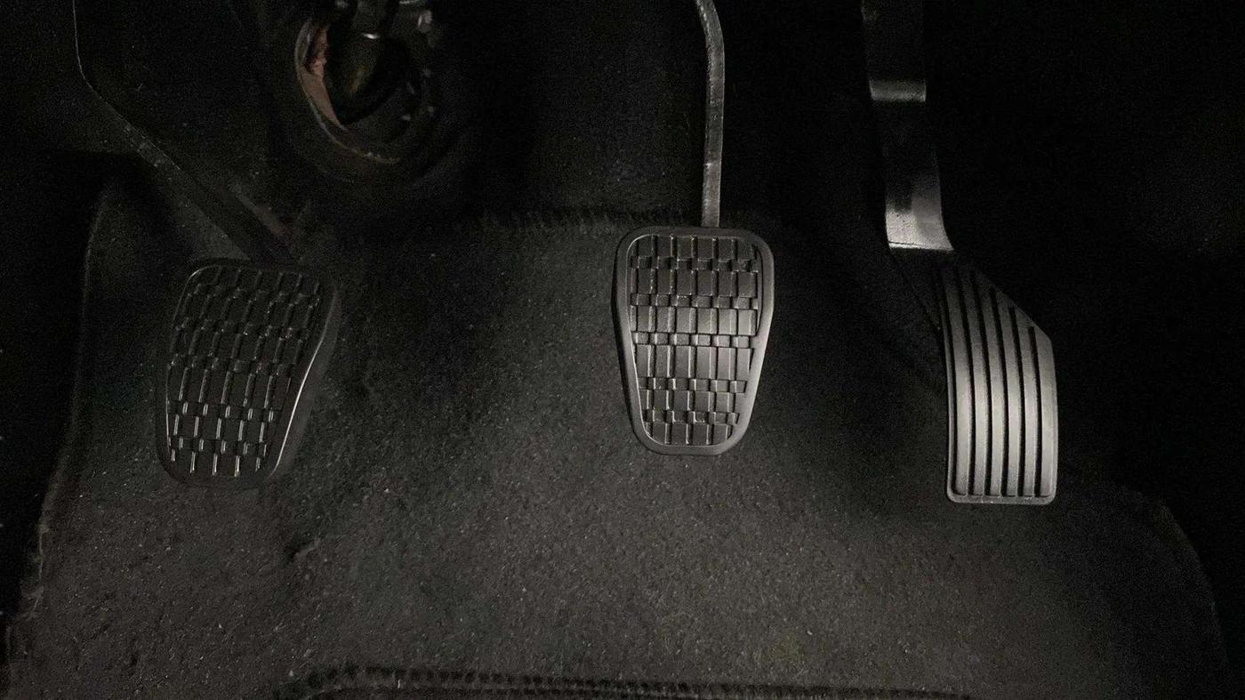 2018 Tata NEXON XZ PLUS PETROL, Petrol, Manual, 20,839 km, Pedals
