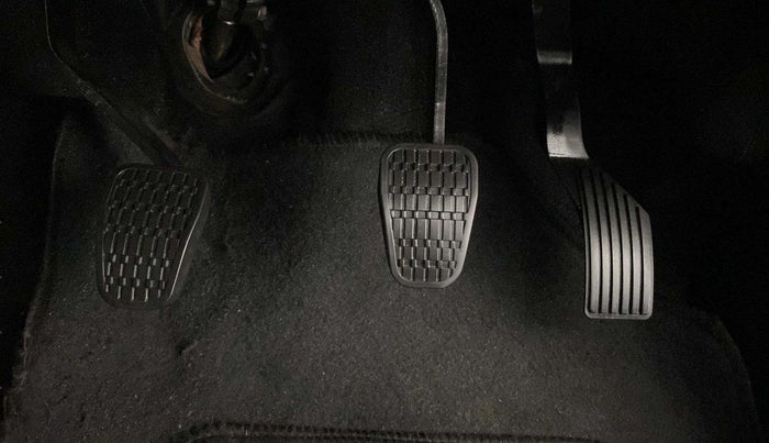 2018 Tata NEXON XZ PLUS PETROL, Petrol, Manual, 20,839 km, Pedals