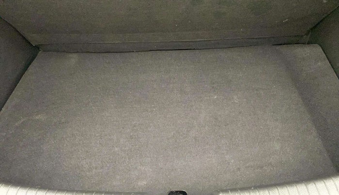 2019 Hyundai Grand i10 SPORTZ 1.2 KAPPA VTVT, Petrol, Manual, 35,247 km, Boot Inside
