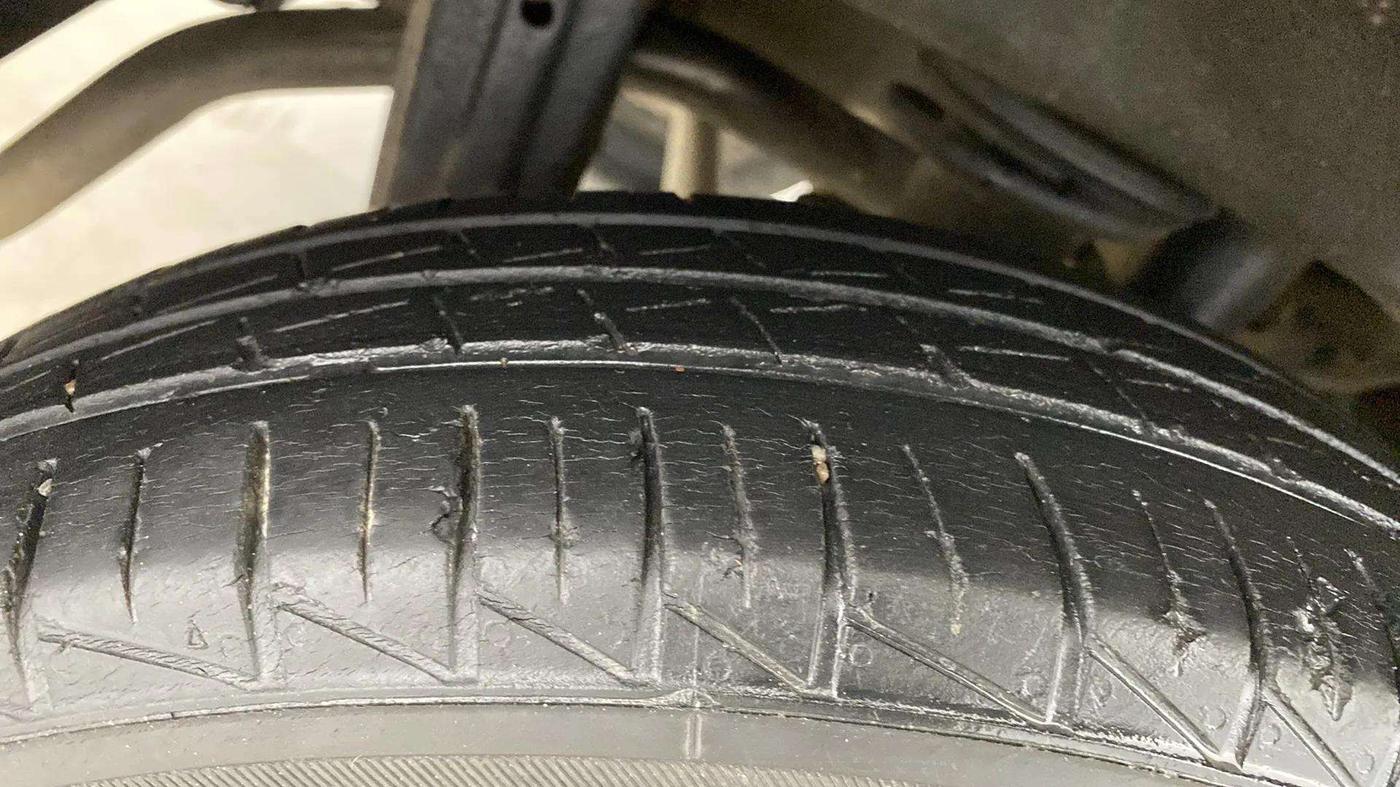 2021 Maruti Alto LXI, Petrol, Manual, 37,686 km, Right Rear Tyre Tread