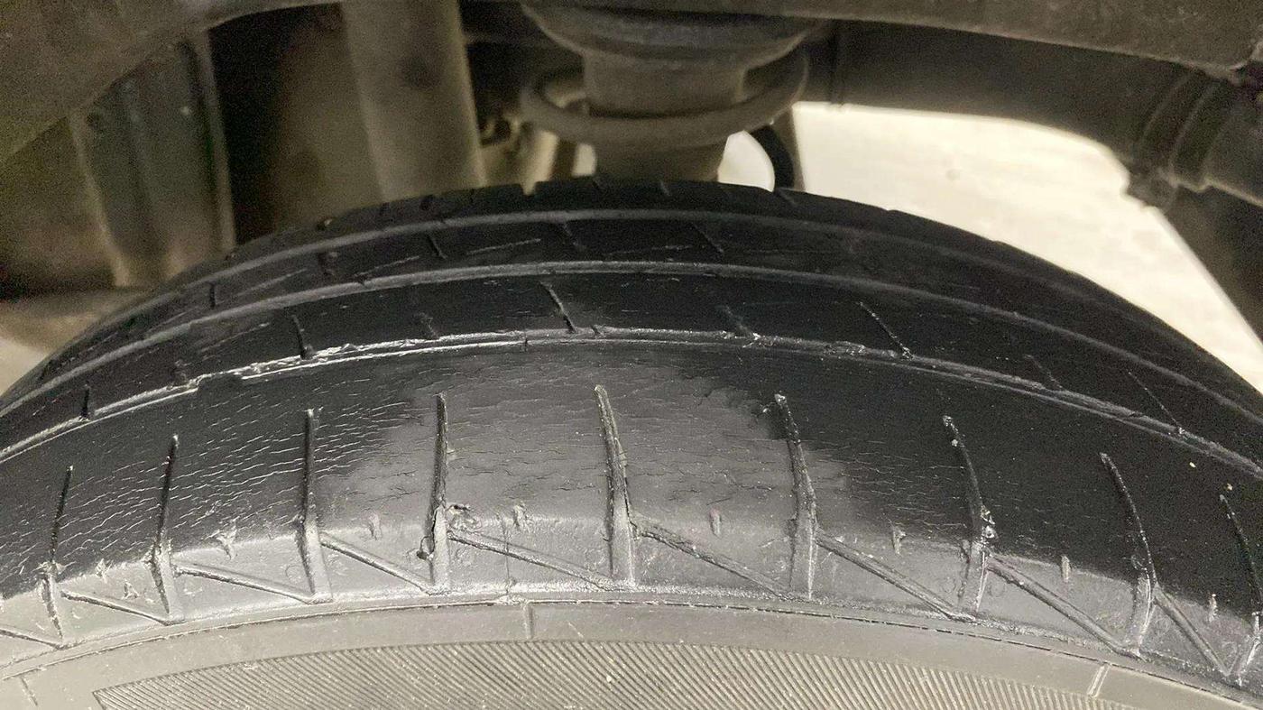 2021 Maruti Alto LXI, Petrol, Manual, 37,686 km, Left Rear Tyre Tread
