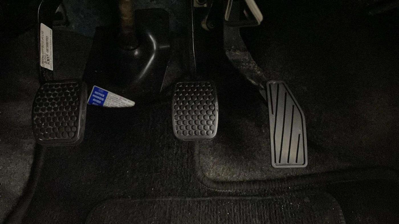 2021 Maruti Alto LXI, Petrol, Manual, 37,686 km, Pedals