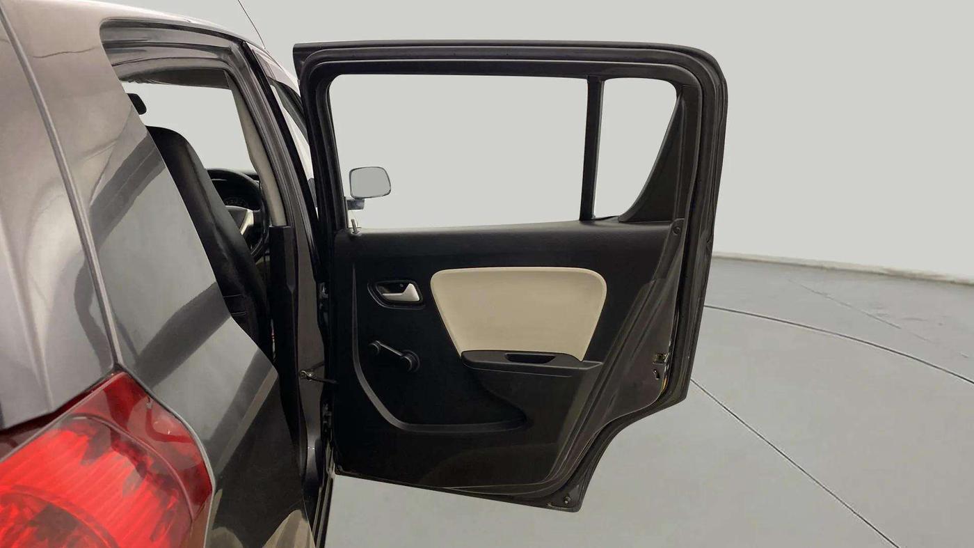 2021 Maruti Alto LXI, Petrol, Manual, 37,686 km, RHS Rear Door