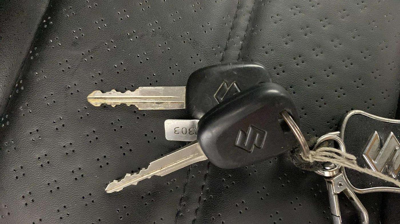 2021 Maruti Alto LXI, Petrol, Manual, 37,686 km, Key Close Up