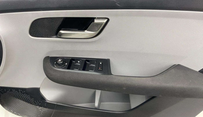 2020 Tata ALTROZ XZ PETROL, Petrol, Manual, 95,893 km, Driver Side Door Panels Control