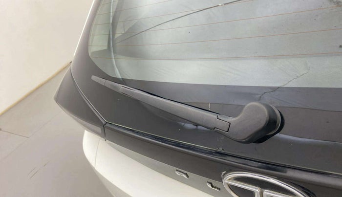 2020 Tata ALTROZ XZ PETROL, Petrol, Manual, 95,893 km, Rear Wiper