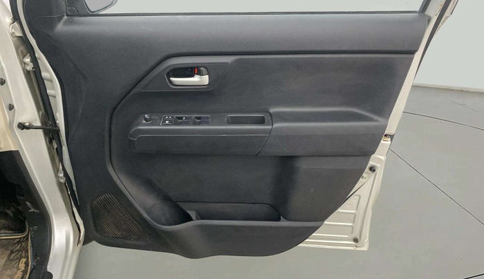 2019 Maruti New Wagon-R VXI (O) 1.2, Petrol, Manual, 56,253 km, Driver Side Door Panels Control