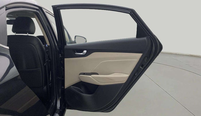 2018 Hyundai Verna 1.6 VTVT SX O, Petrol, Manual, 24,694 km, RHS Rear Door