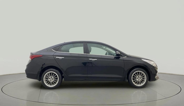 2018 Hyundai Verna 1.6 VTVT SX O, Petrol, Manual, 24,694 km, Right Side View