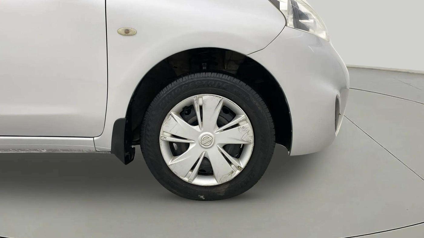 2013 Nissan Micra XL DIESEL, Diesel, Manual, 97,691 km, Right Front Wheel