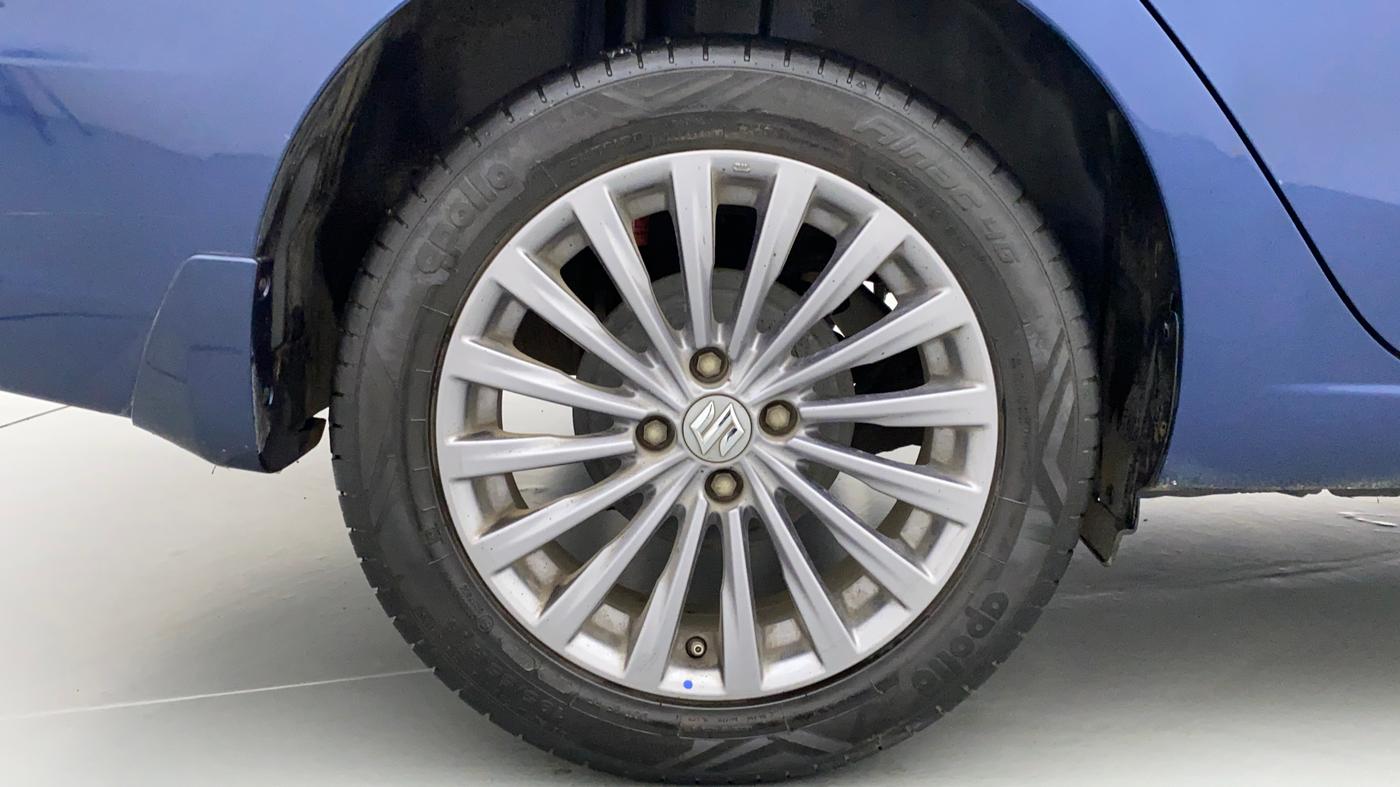 2018 Maruti Ciaz ALPHA 1.4 VVT AMT, Petrol, Automatic, 20,315 km, Right Rear Wheel