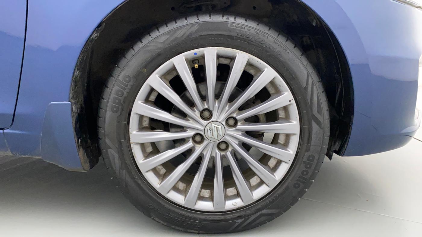 2018 Maruti Ciaz ALPHA 1.4 VVT AMT, Petrol, Automatic, 20,315 km, Right Front Wheel