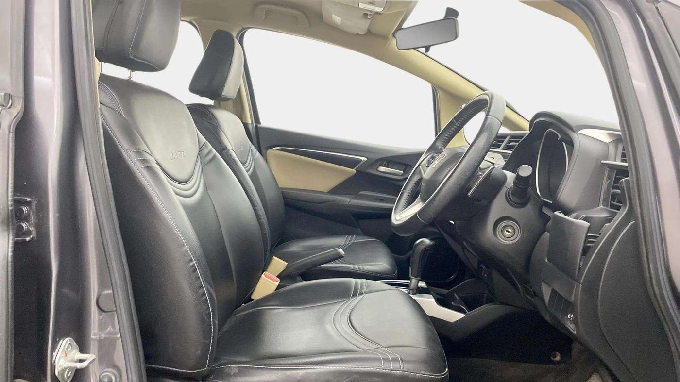 2017 Honda Jazz 1.2L I-VTEC V AT, Petrol, Automatic, 39,044 km, Right Side Front Door Cabin