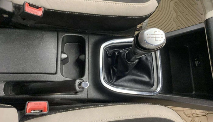2019 Renault TRIBER RXZ, Petrol, Manual, 86,532 km, Gear Lever