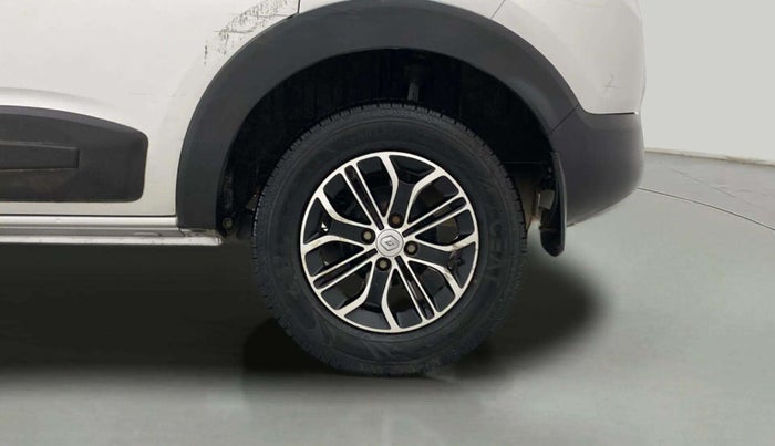 2019 Renault TRIBER RXZ, Petrol, Manual, 86,532 km, Left Rear Wheel
