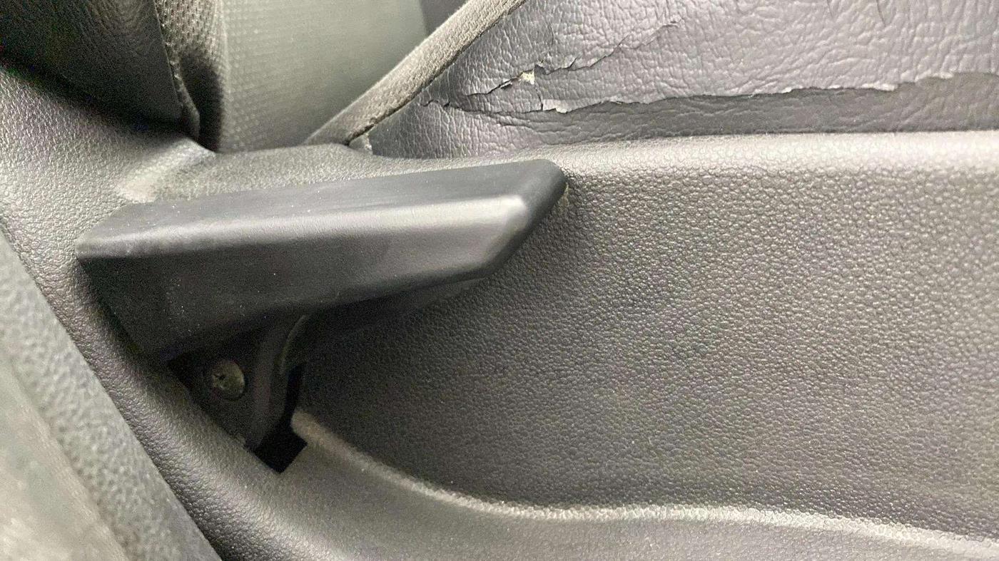 2017 Tata Tiago XM PETROL, Petrol, Manual, 46,900 km, Driver Side Adjustment Panel