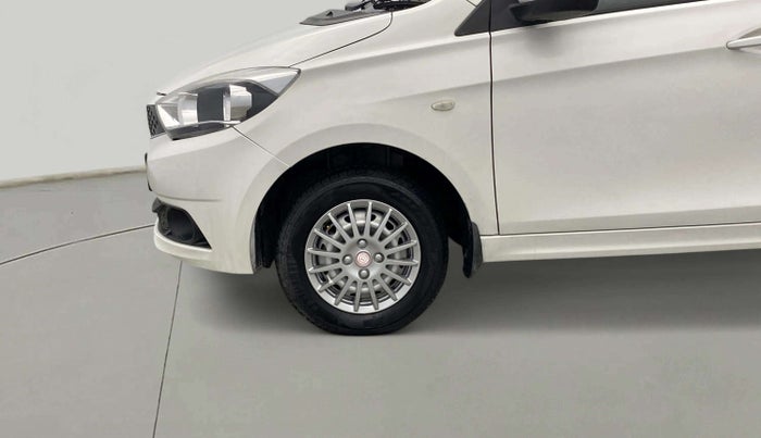 2017 Tata Tiago XM PETROL, Petrol, Manual, 46,900 km, Left Front Wheel