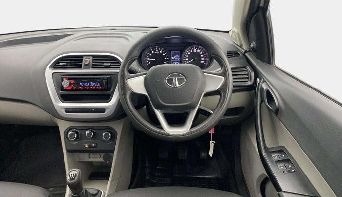 2017 Tata Tiago XM PETROL, Petrol, Manual, 46,900 km, Steering Wheel Close Up