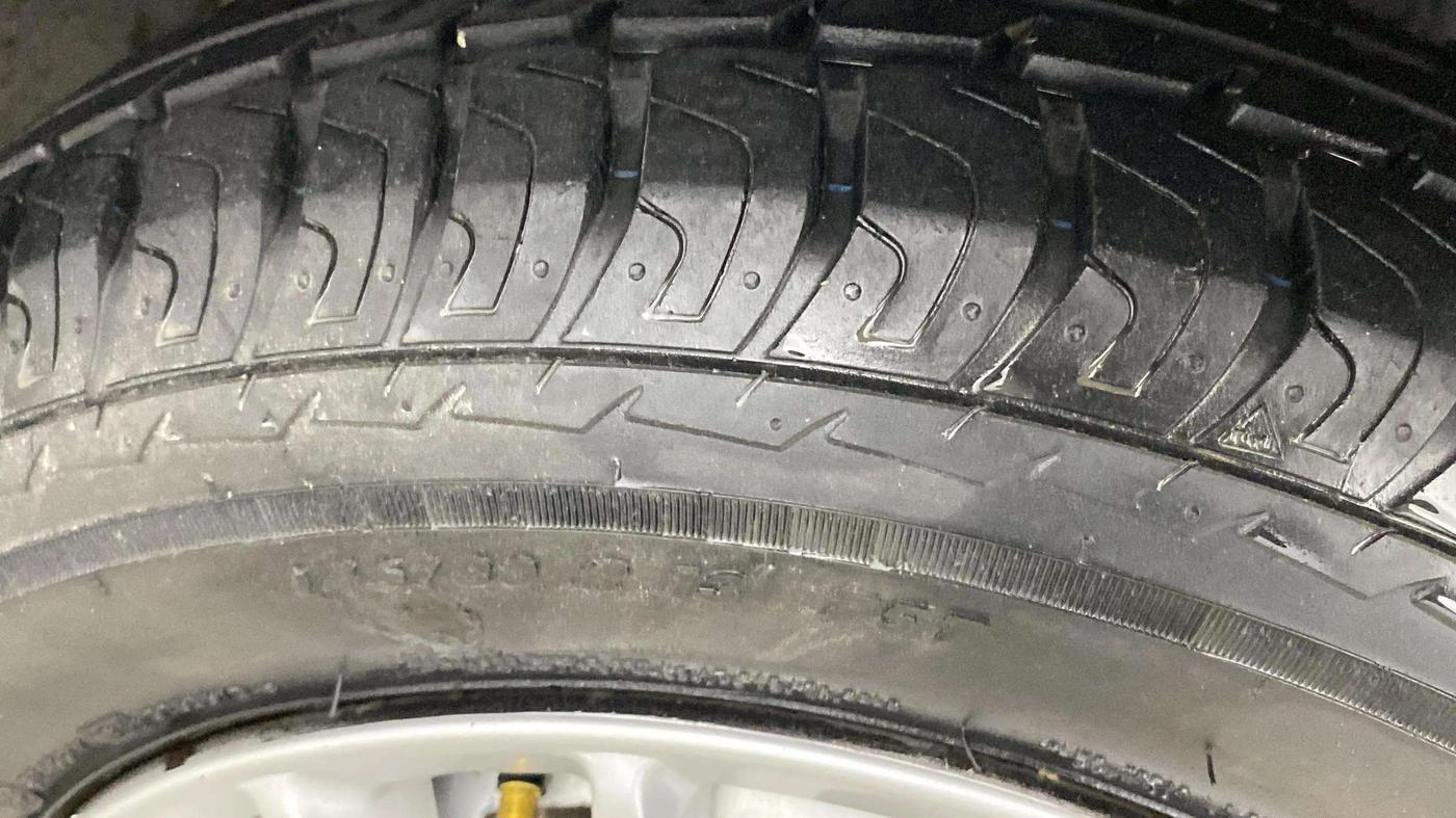 2017 Tata Tiago XM PETROL, Petrol, Manual, 46,900 km, Left Rear Tyre Tread