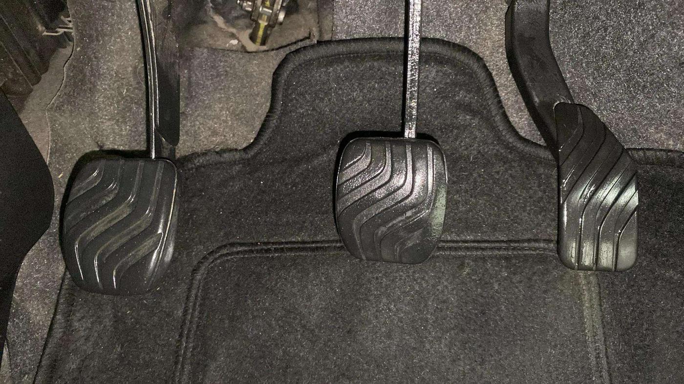 2021 Renault Kwid RXL 1.0, Petrol, Manual, 50,273 km, Pedals
