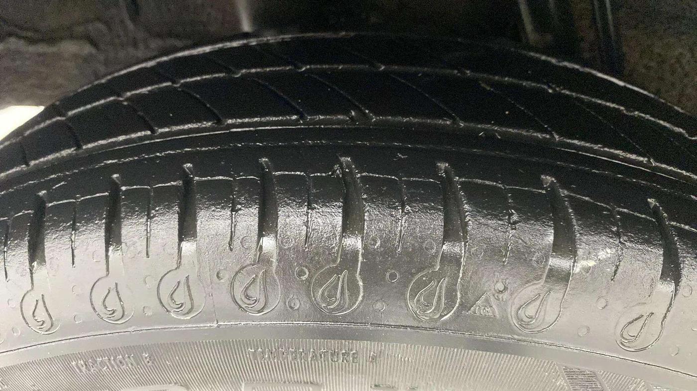 2021 Renault Kwid RXL 1.0, Petrol, Manual, 50,273 km, Right Rear Tyre Tread