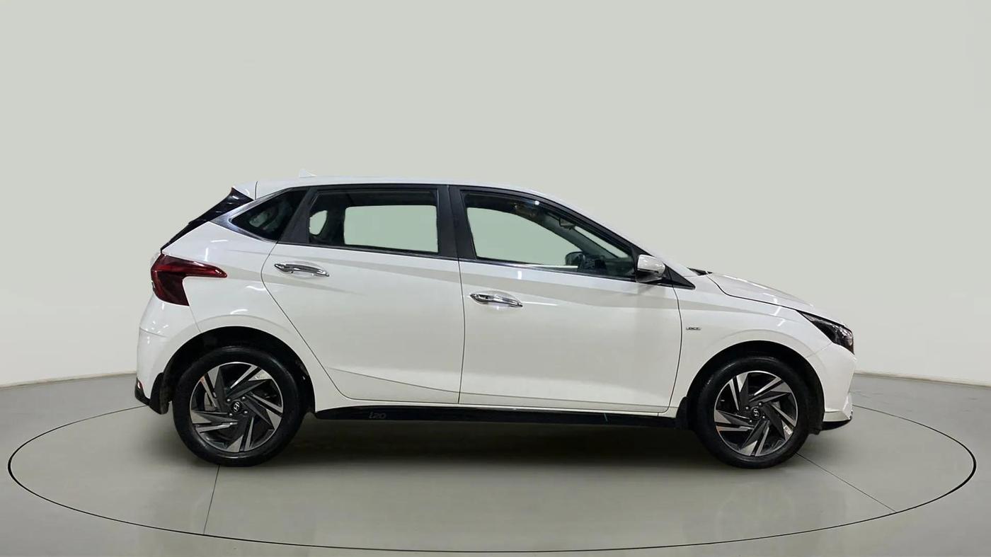 2021 Hyundai NEW I20 ASTA (O) 1.0 TURBO GDI DCT, Petrol, Automatic, 4,118 km, Right Side View
