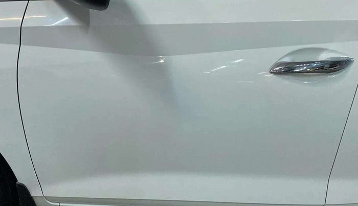 2021 Hyundai NEW I20 ASTA (O) 1.0 TURBO GDI DCT, Petrol, Automatic, 4,118 km, Front passenger door - Slightly dented