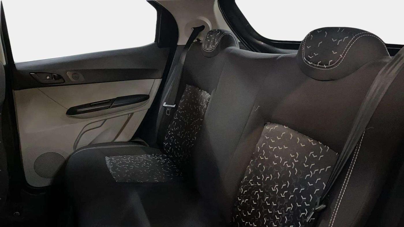 2022 Tata Tiago XT (O) PETROL, Petrol, Manual, 15,229 km, Right Side Rear Door Cabin