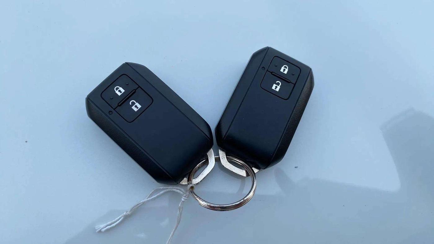 2023 Maruti Grand Vitara SIGMA SMART HYBRID, Petrol, Manual, 10,618 km, Key Close Up