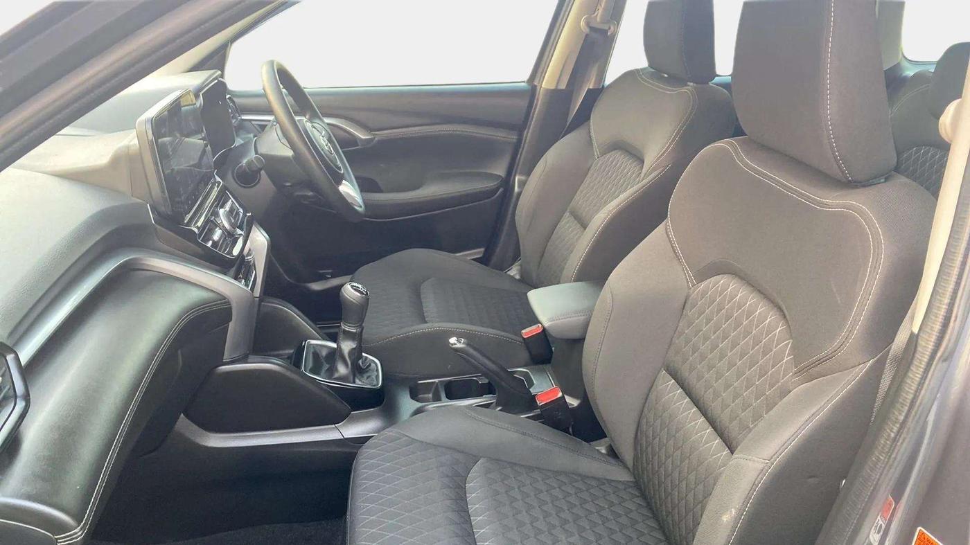 2024 Toyota URBAN CRUISER HYRYDER G NEO DRIVE, Petrol, Manual, 11,047 km, Right Side Front Door Cabin