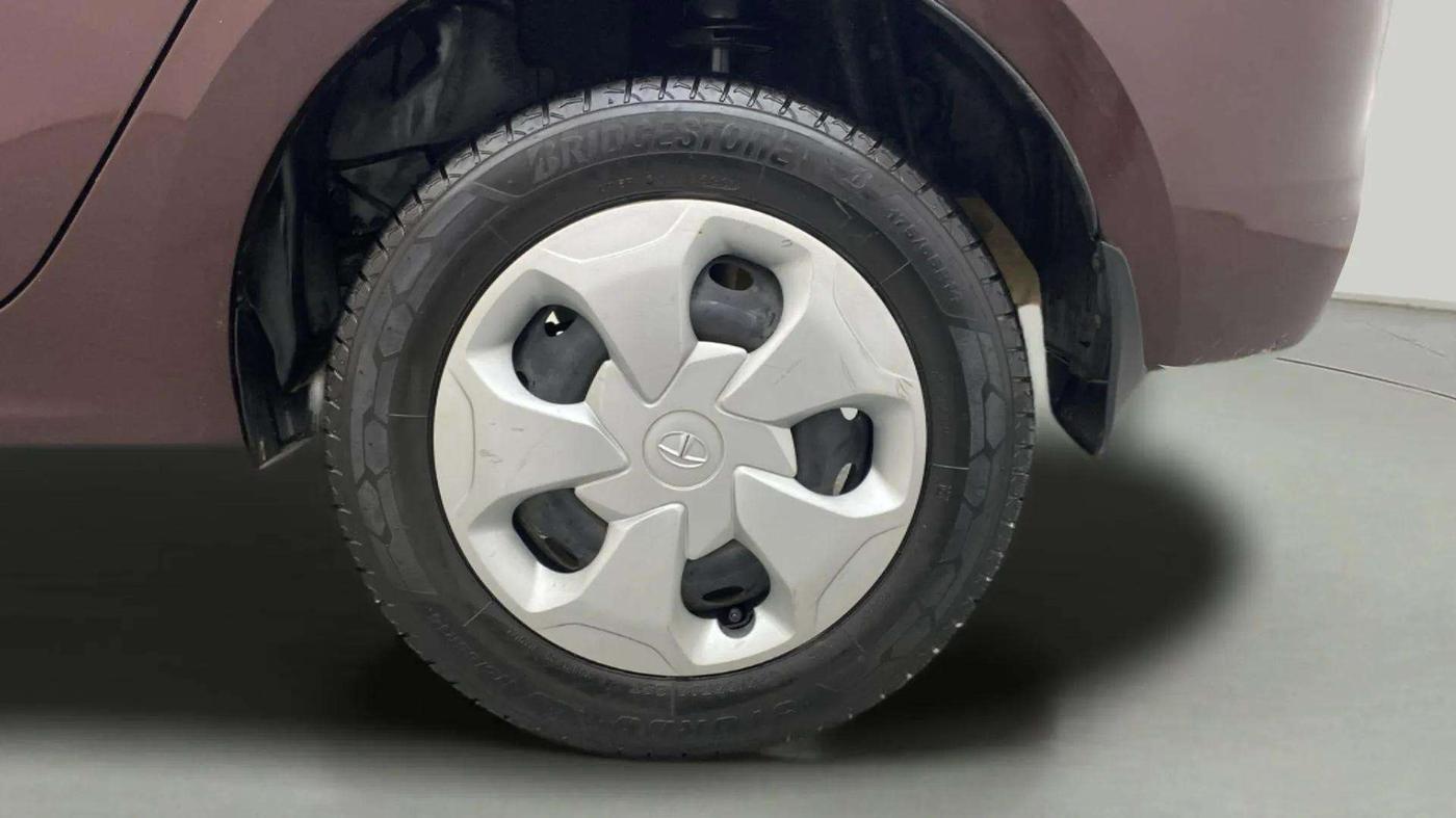 2022 Tata TIGOR XZ CNG, CNG, Manual, 82,289 km, Left Rear Wheel