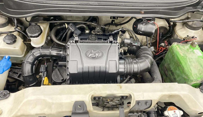 2015 Hyundai Eon ERA +, Petrol, Manual, 95,466 km, Engine View