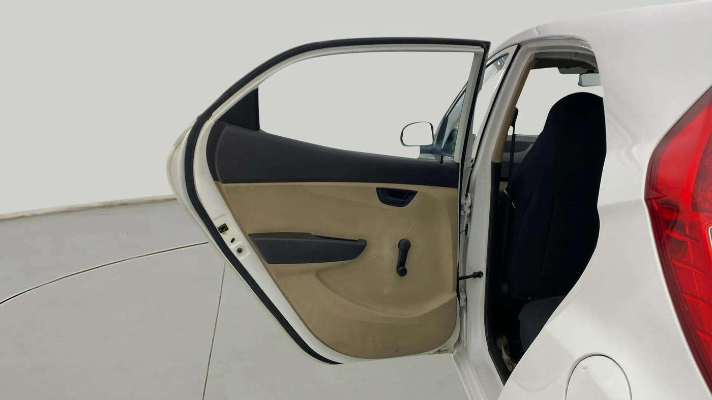 2015 Hyundai Eon ERA +, Petrol, Manual, 95,466 km, LHS Rear Door
