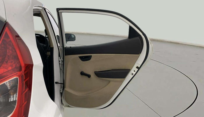 2015 Hyundai Eon ERA +, Petrol, Manual, 95,466 km, RHS Rear Door