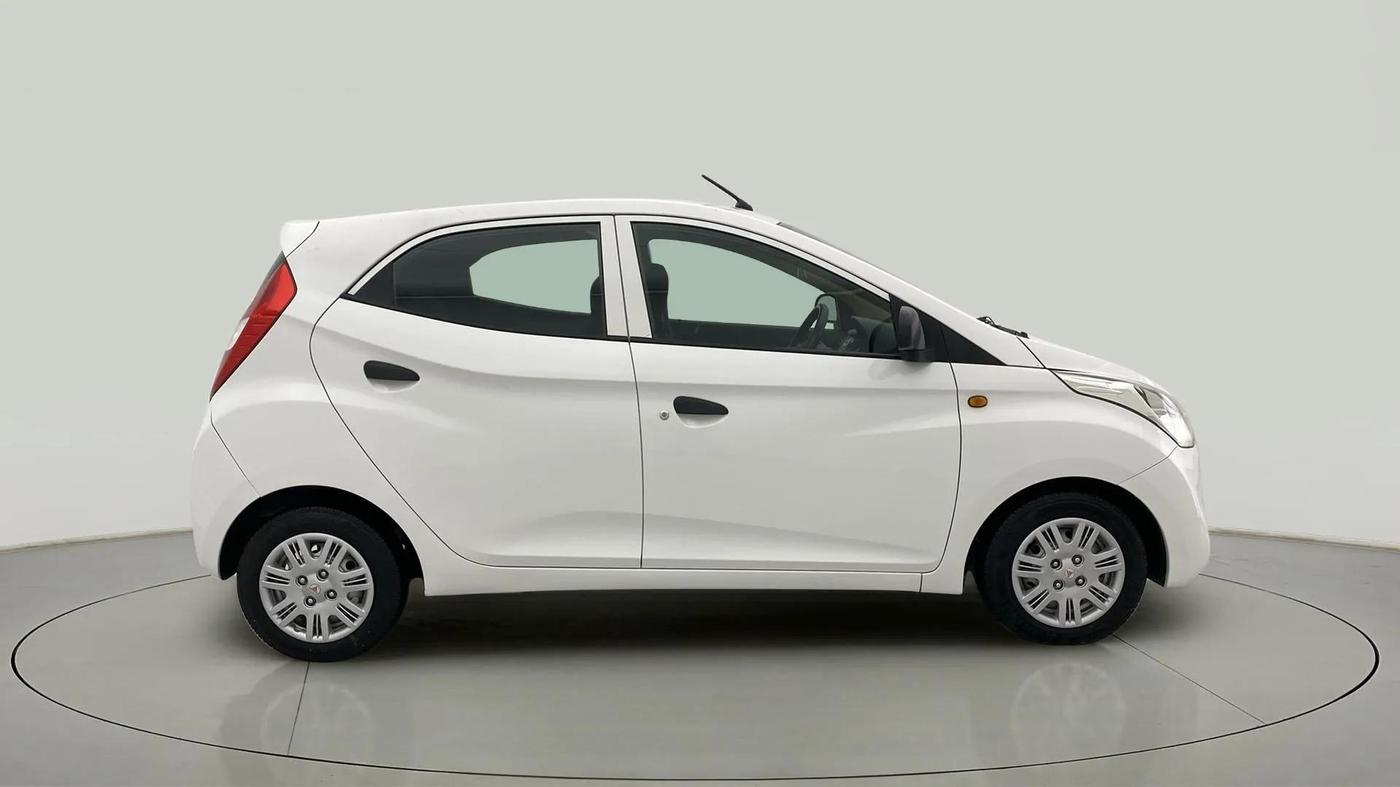 2015 Hyundai Eon ERA +, Petrol, Manual, 95,466 km, Right Side View