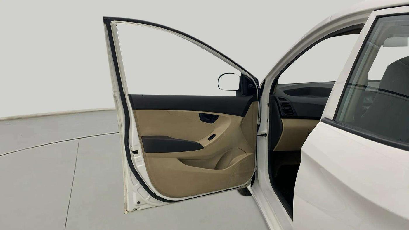 2015 Hyundai Eon ERA +, Petrol, Manual, 95,466 km, LHS Front Door