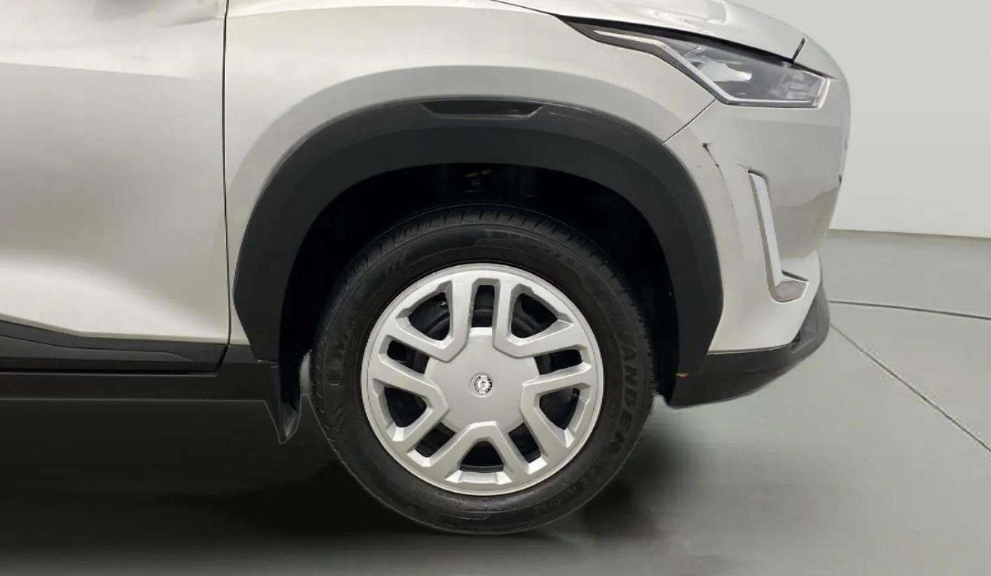2023 Nissan MAGNITE XL, Petrol, Manual, 18,606 km, Right Front Wheel