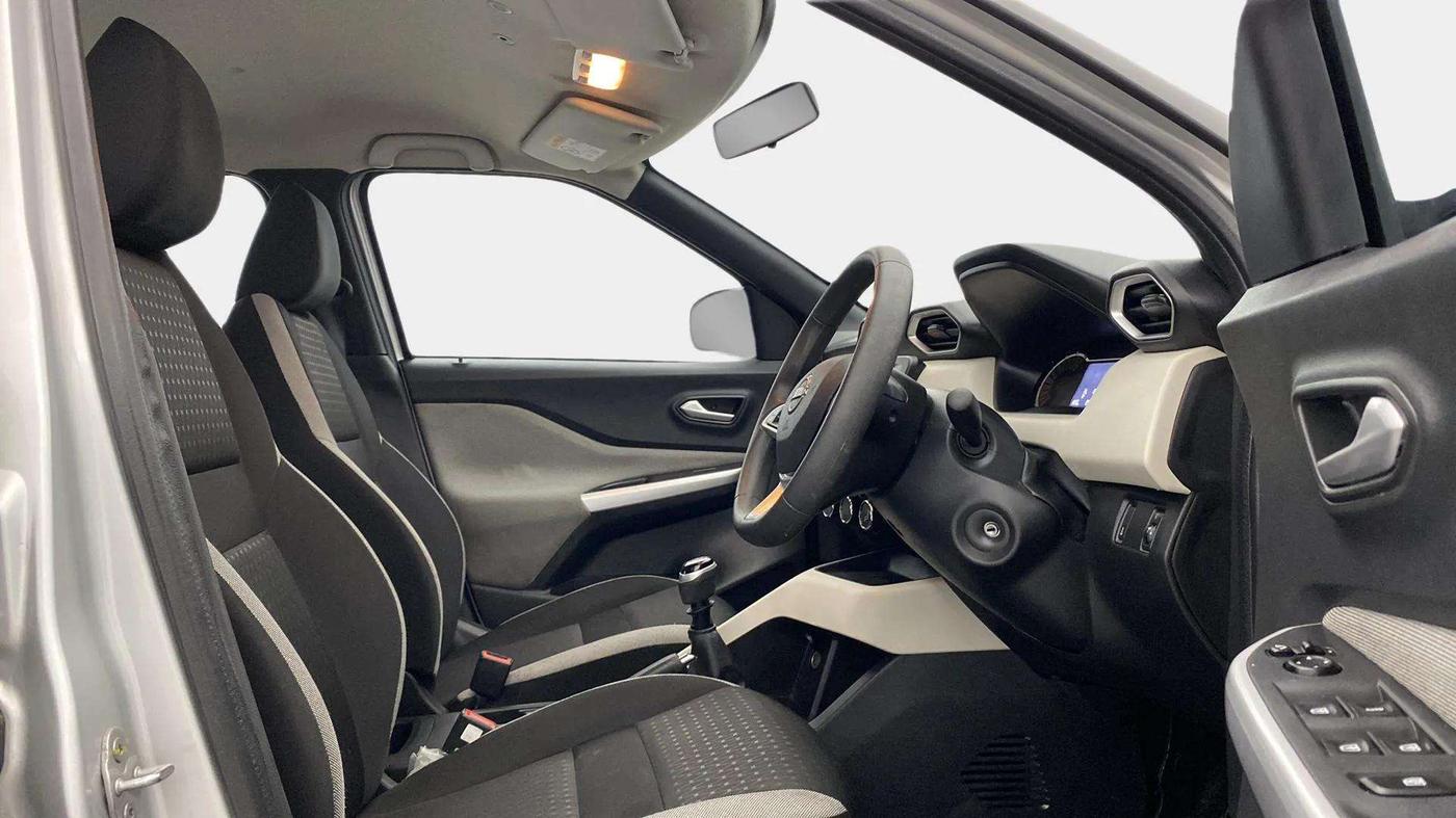 2023 Nissan MAGNITE XL, Petrol, Manual, 18,606 km, Right Side Front Door Cabin