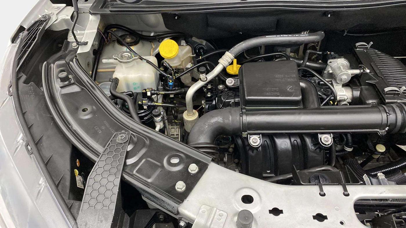 2023 Nissan MAGNITE XL, Petrol, Manual, 18,606 km, Engine View - Right