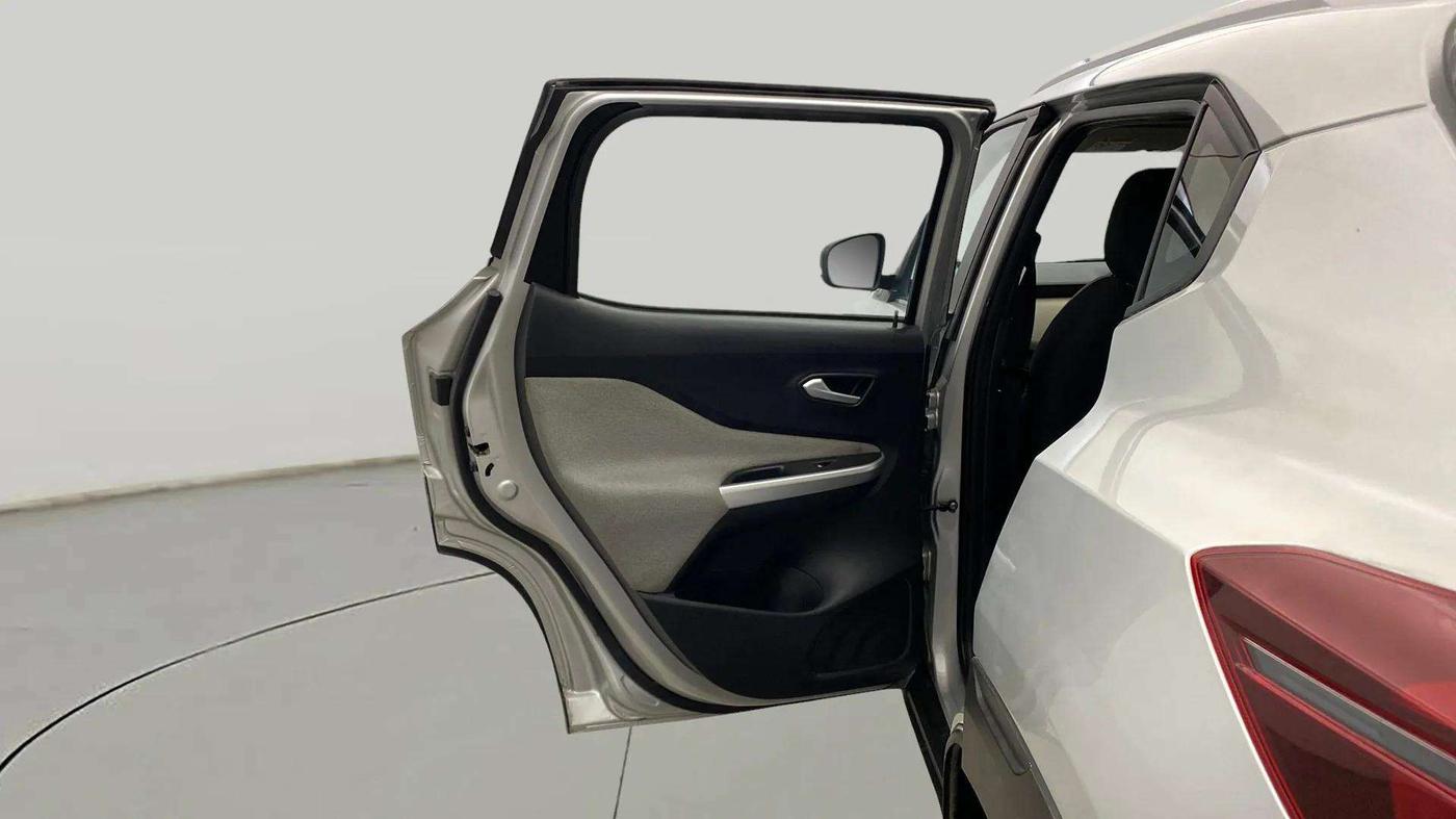 2023 Nissan MAGNITE XL, Petrol, Manual, 18,606 km, LHS Rear Door