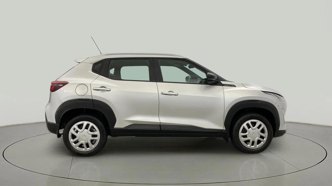 2023 Nissan MAGNITE XL, Petrol, Manual, 18,606 km, Right Side View